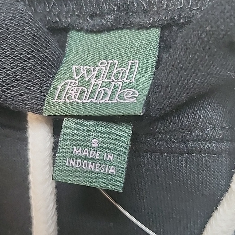 Wild‎ Fable Cropped Hoodie, Ebony/Black, Women's Size Small - Picture 3 of 5